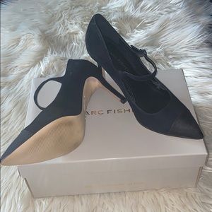 Black pointed toe with adjustable strap